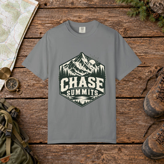 Chase summits | Vintage Mountain Hiking Tee