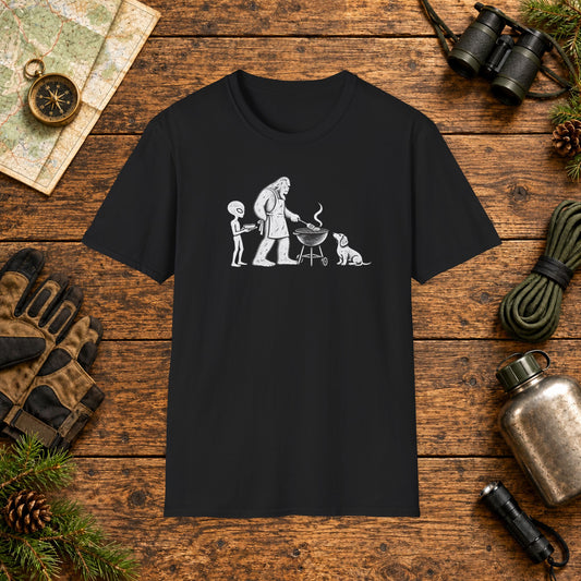 Dachshund BBQ Hiking Crew T‑Shirt — Minimal Line Art Backpacker Family