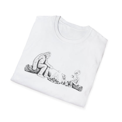 Dachshund Campfire Hiking Crew T‑Shirt — Minimal Line Art Backpacker Family